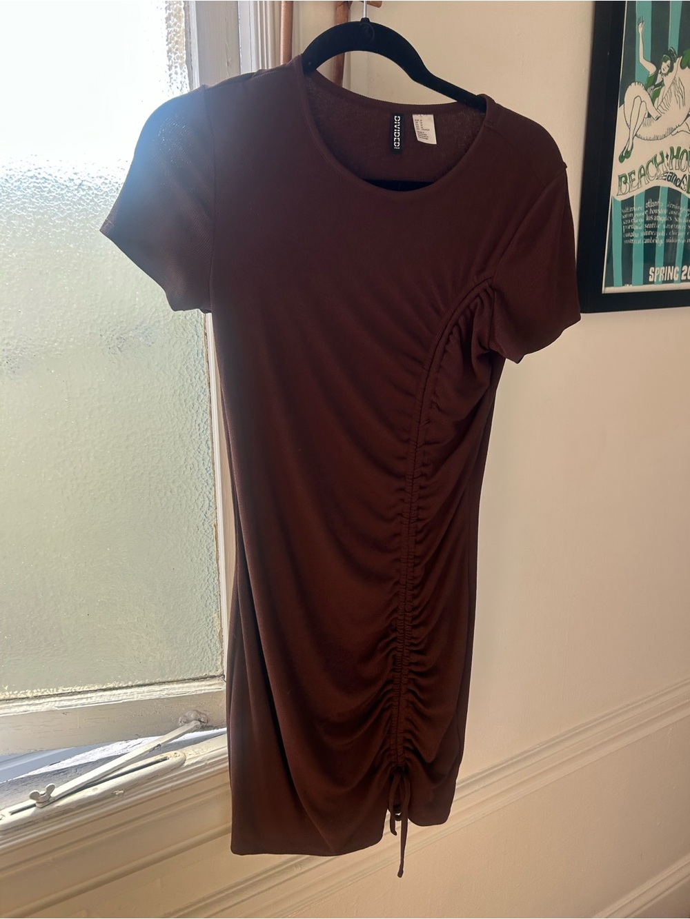 H&M Divided Ribbed Short Sleeve Top in Dusty Brown